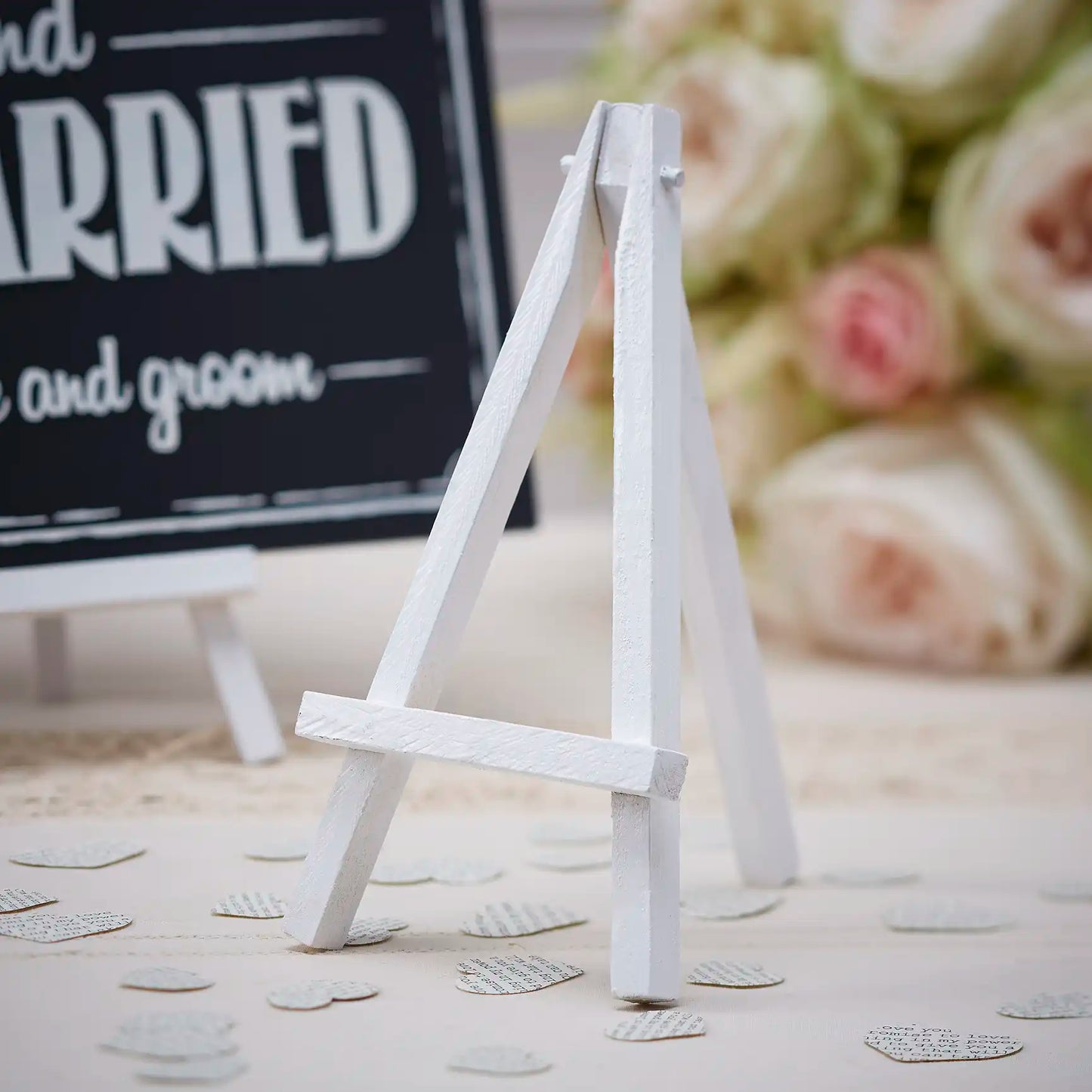 Mini Wooden Easels – Tabletop Display for Wedding Signs or Photos
